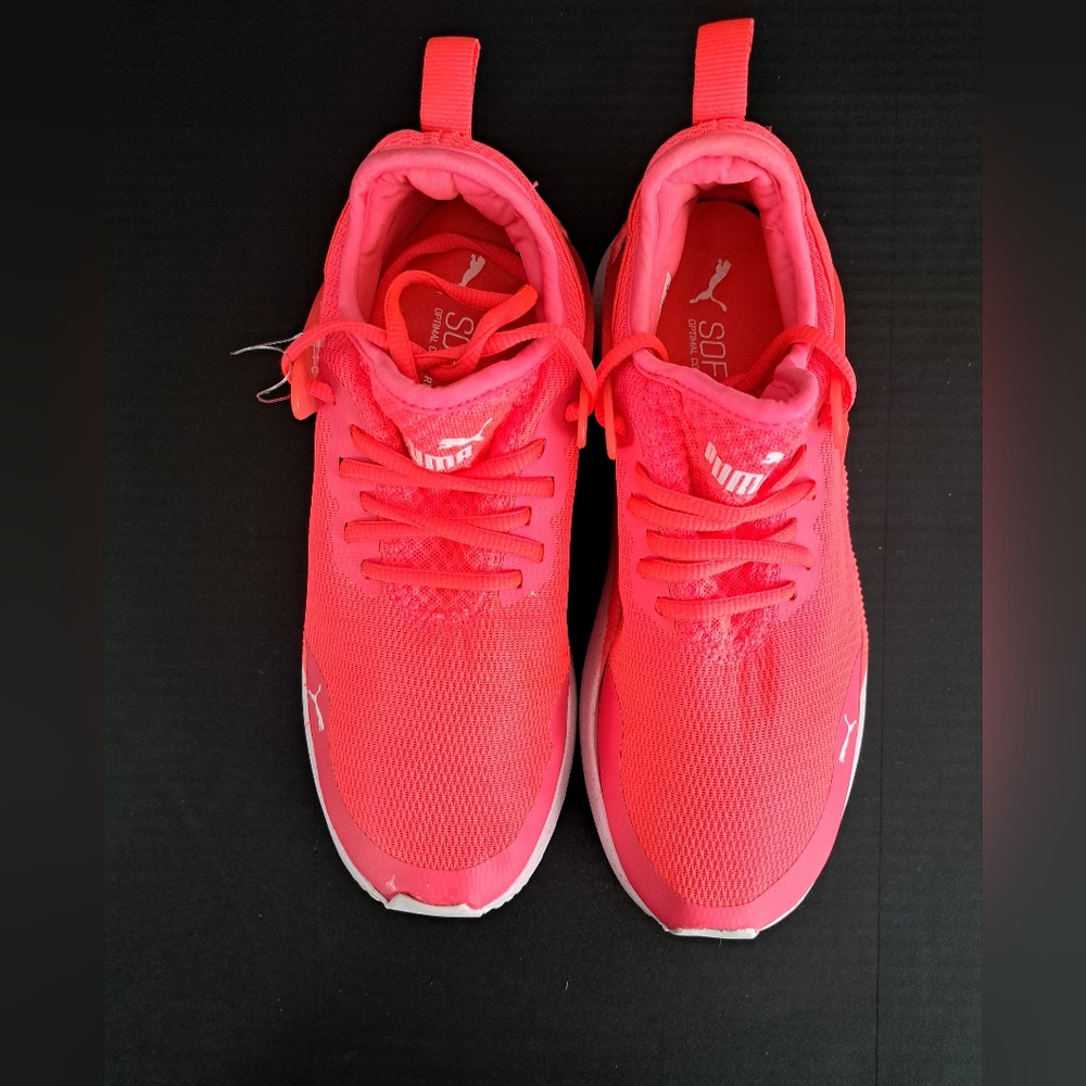 PUMA Pacer Women Sneakers Size 7